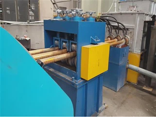 Vase horisontaalne valamismasin